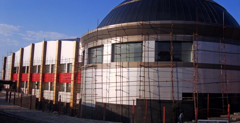 Golestan Commercial, Office and Service Complex