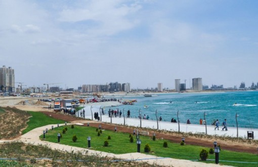 Cheetgar Lake (Persian Gulf Martyrs)